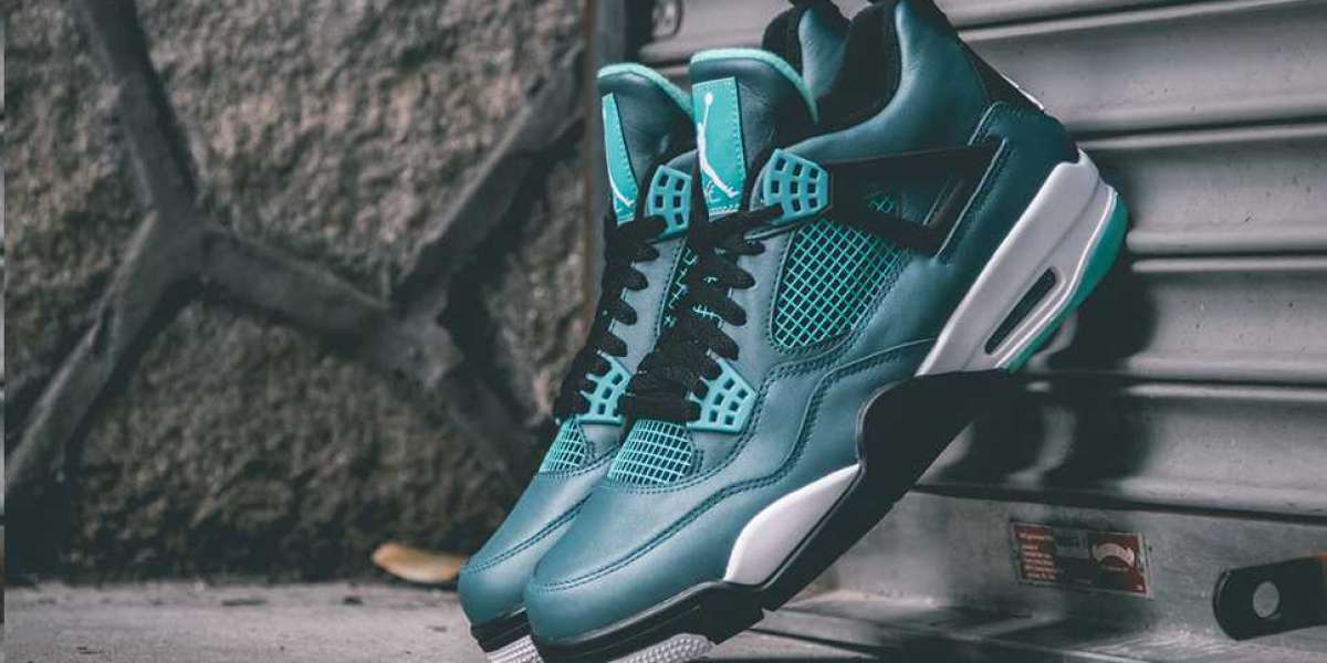 Air Jordan 4 Retro: Teal Revolution