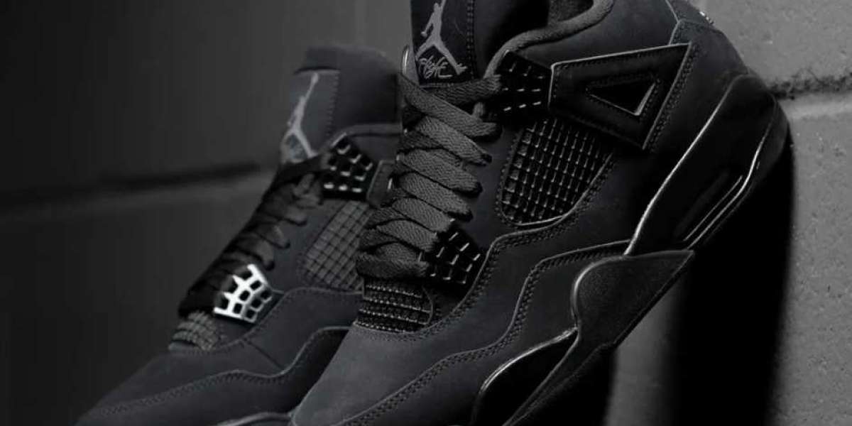 Air Jordan 4 Retro Black: Sneaker That's Always in Style